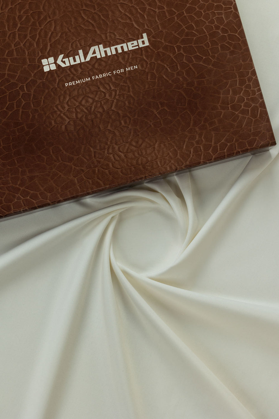 Essenza Unstitched Fabric Blended with Gift Box