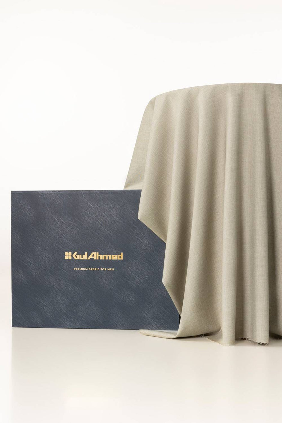 Essenza Unstitched Fabric Blended with Gift Box