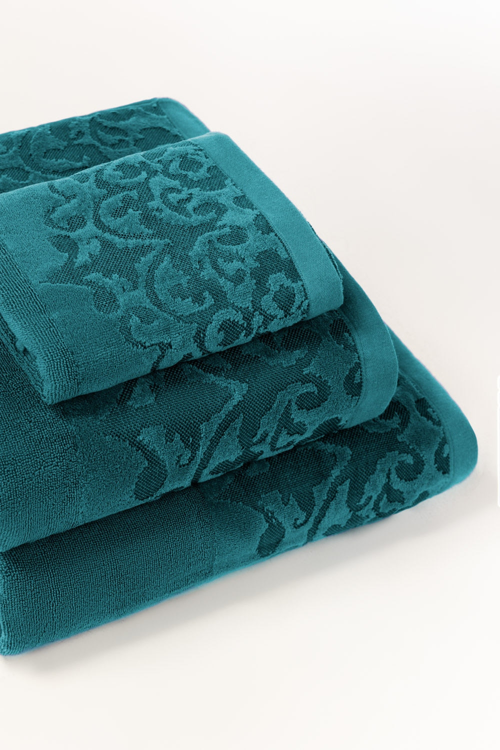 Everglade Jacquard Dyed Towel