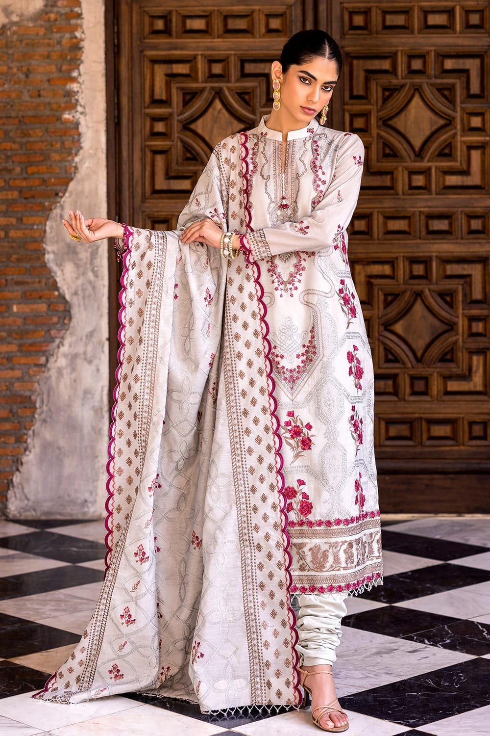 3 Piece Embroidered Paper Cotton Unstitched Suit with Embroidered Paper Cotton Dupatta FE-42064