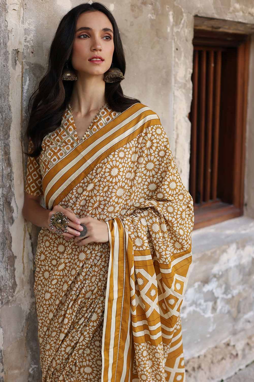 2 Piece Lawn Unstitched Saree Blouse SR-32007