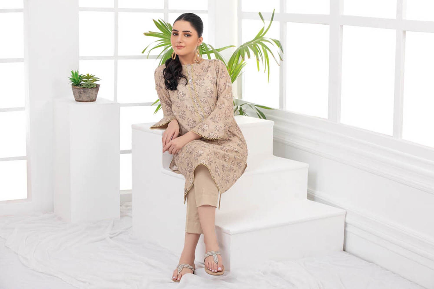 2 Piece Karandi Unstitched Digital Printed Suit WNST-32040