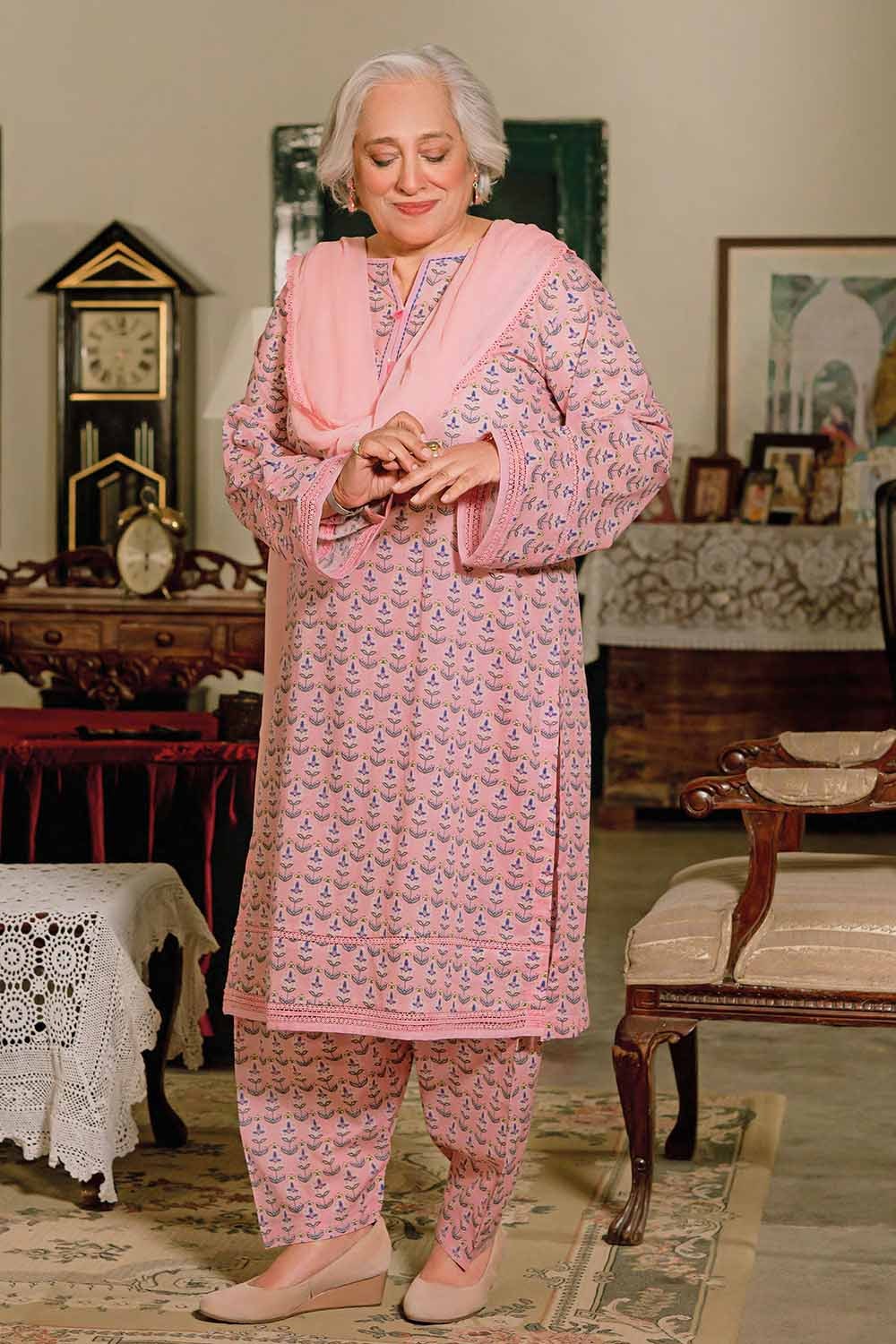 1 Piece Lawn Unstitched Printed Fabric SL-32031