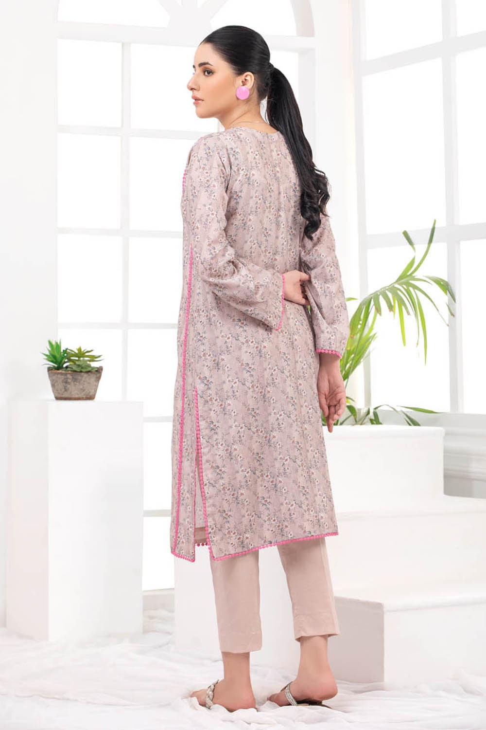 2 Piece Karandi Unstitched Digital Printed Suit WNST-32037