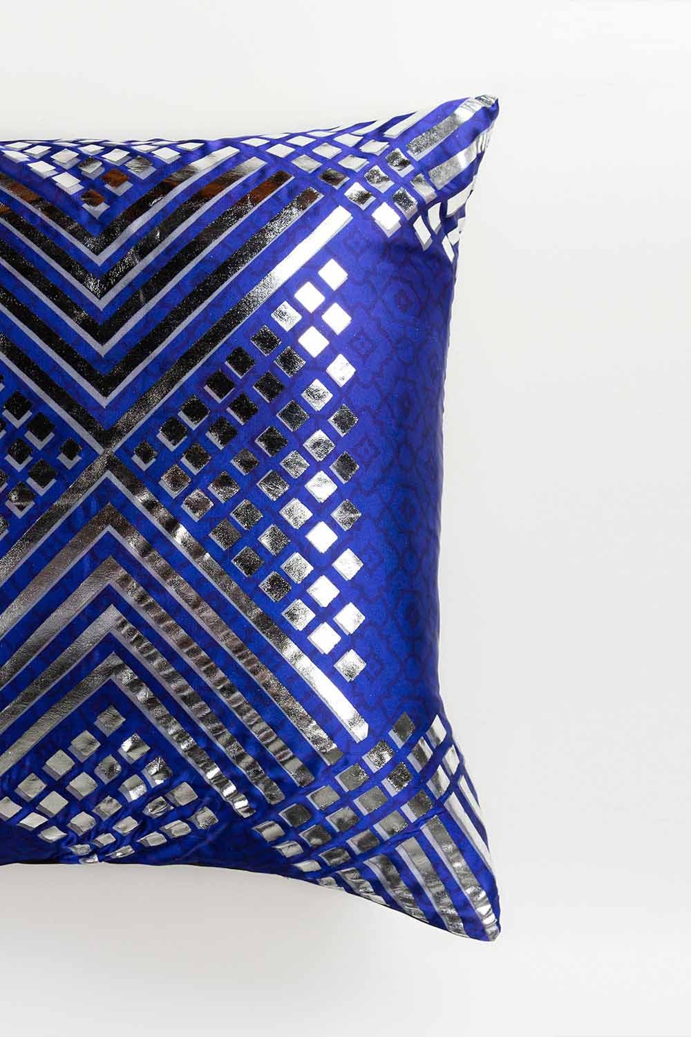 AW21-GEOMETRIC Digital Foil Cushion Cover