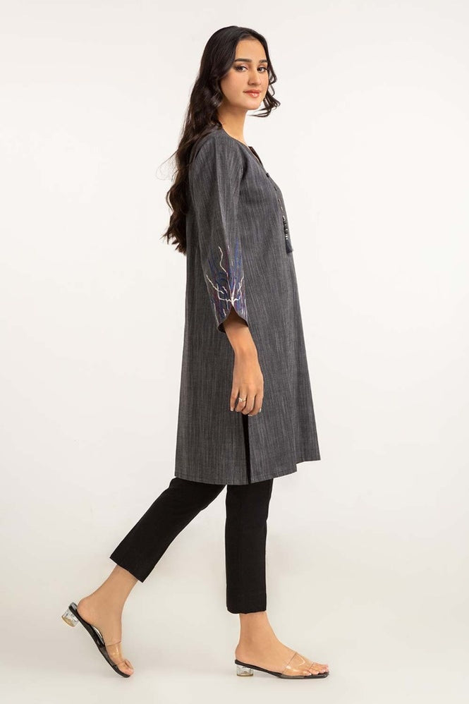 Dyed Cotton Yarn Dyed Embroidered Shirt