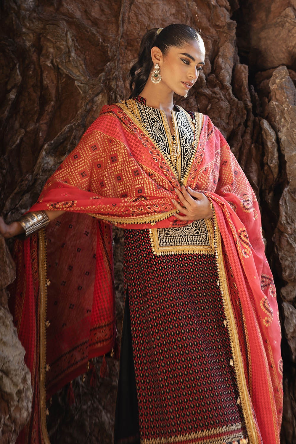3 Piece Unstitched Embroidered Chiffon Suit with Gold Lacquer Embroidered Printed Chiffon Dupatta BM-52017