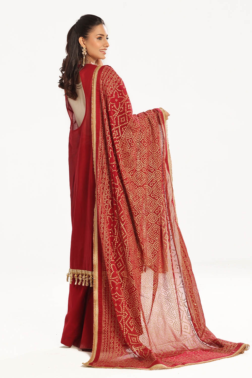 3 Piece Unstitched Embroidered Lawn Suit with Gold Lacquer Embroidered Printed Chiffon Dupatta BM-52018