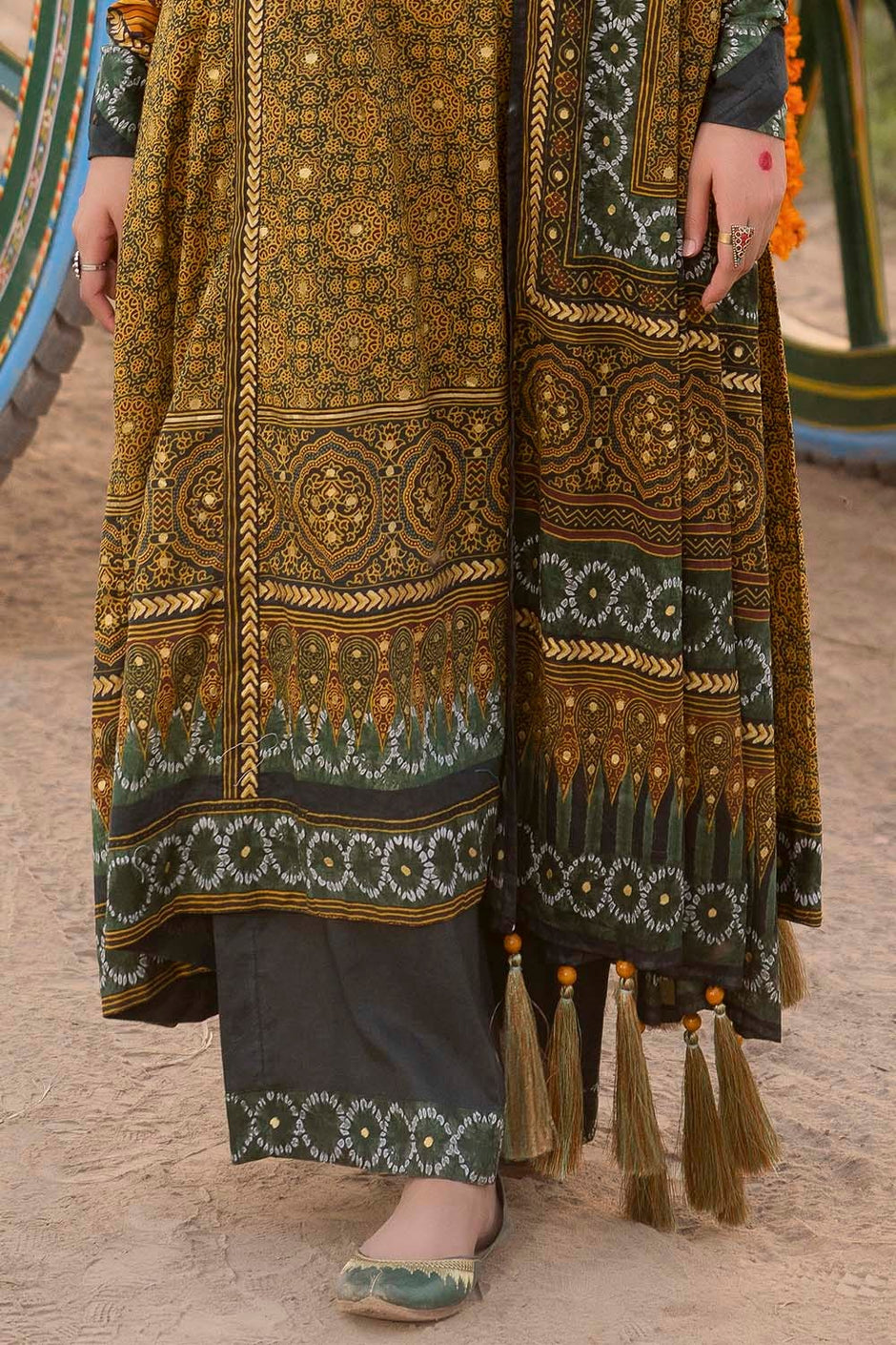 3 Piece Unstitched Gold Printed Lawn Suit