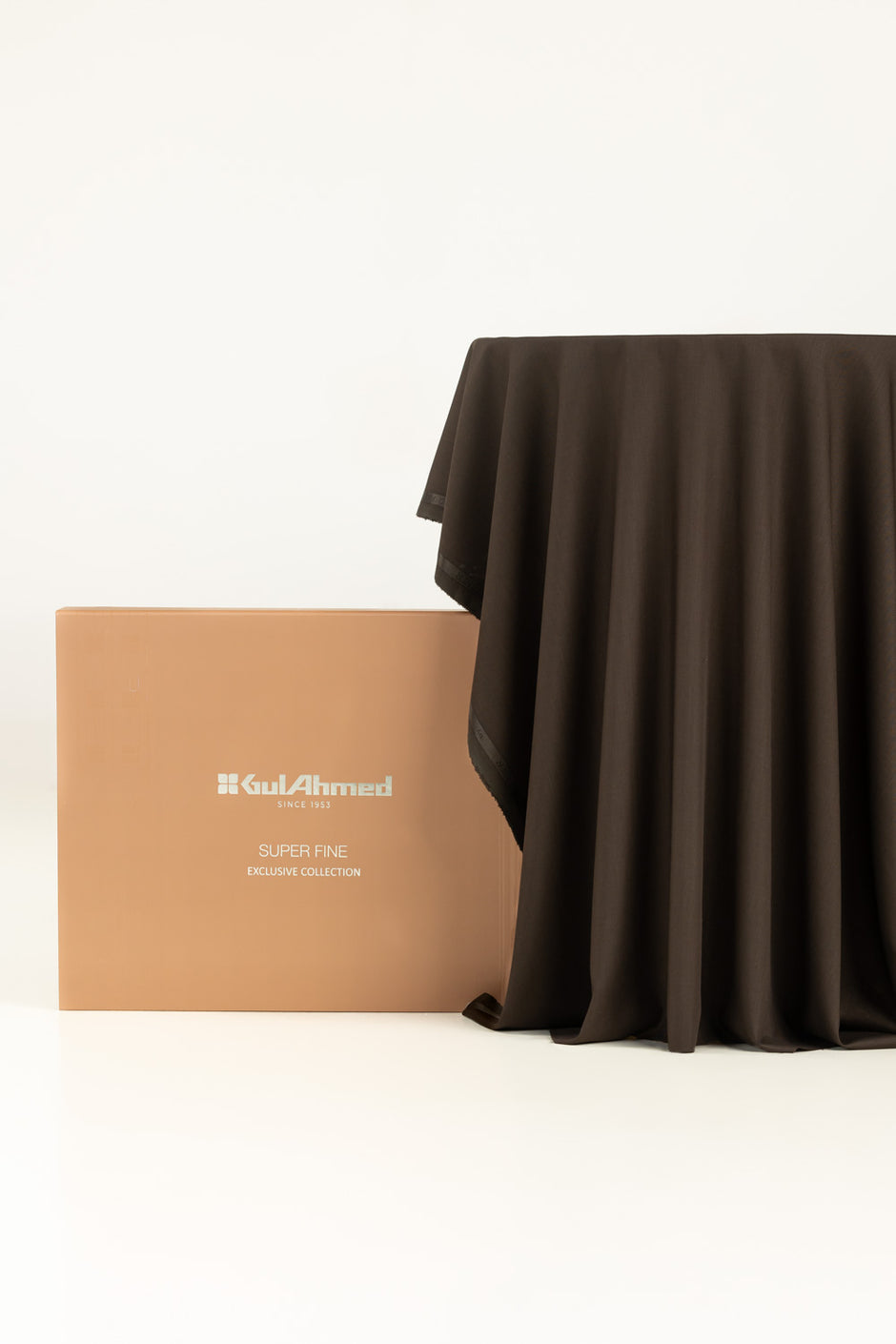GUL 90 Fresher Unstitched Fabric Blended with Gift Box