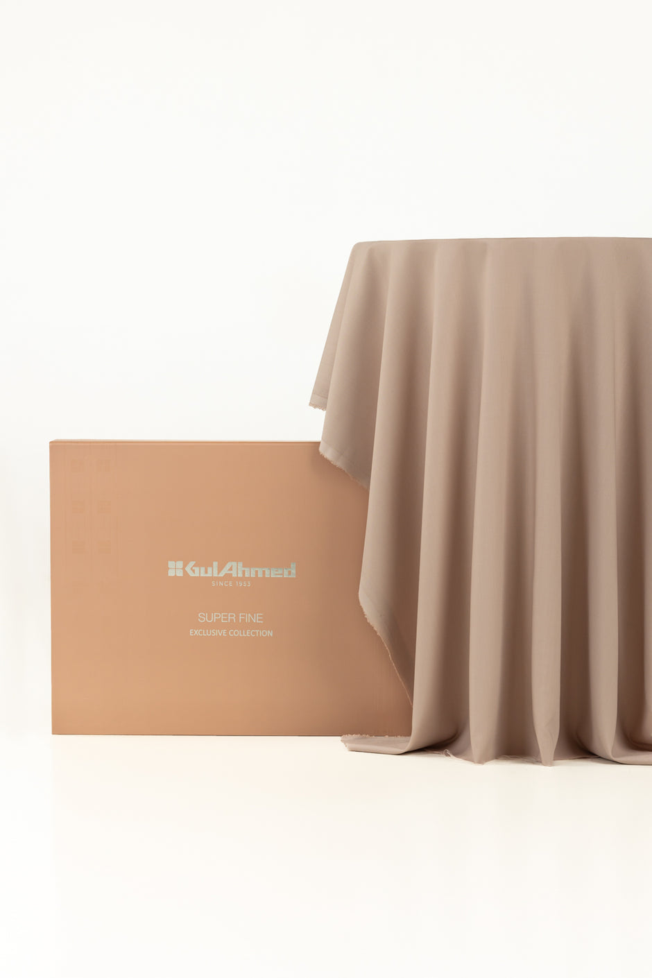 GUL 90 Fresher Unstitched Fabric Blended with Gift Box