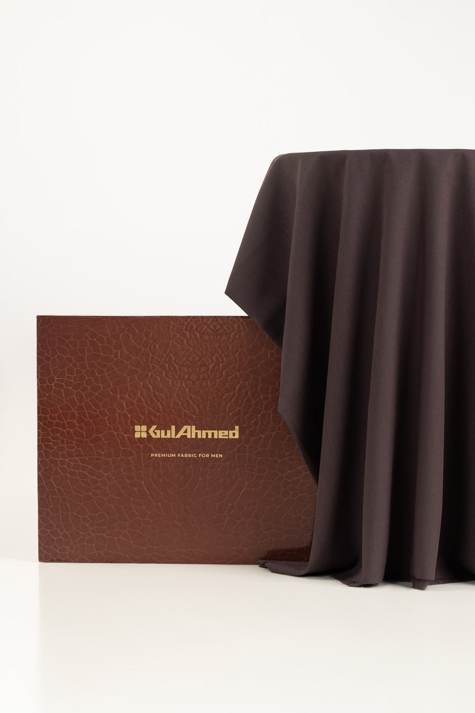 Gul 900 Fusion Unstitched Fabric Blended with Gift Box