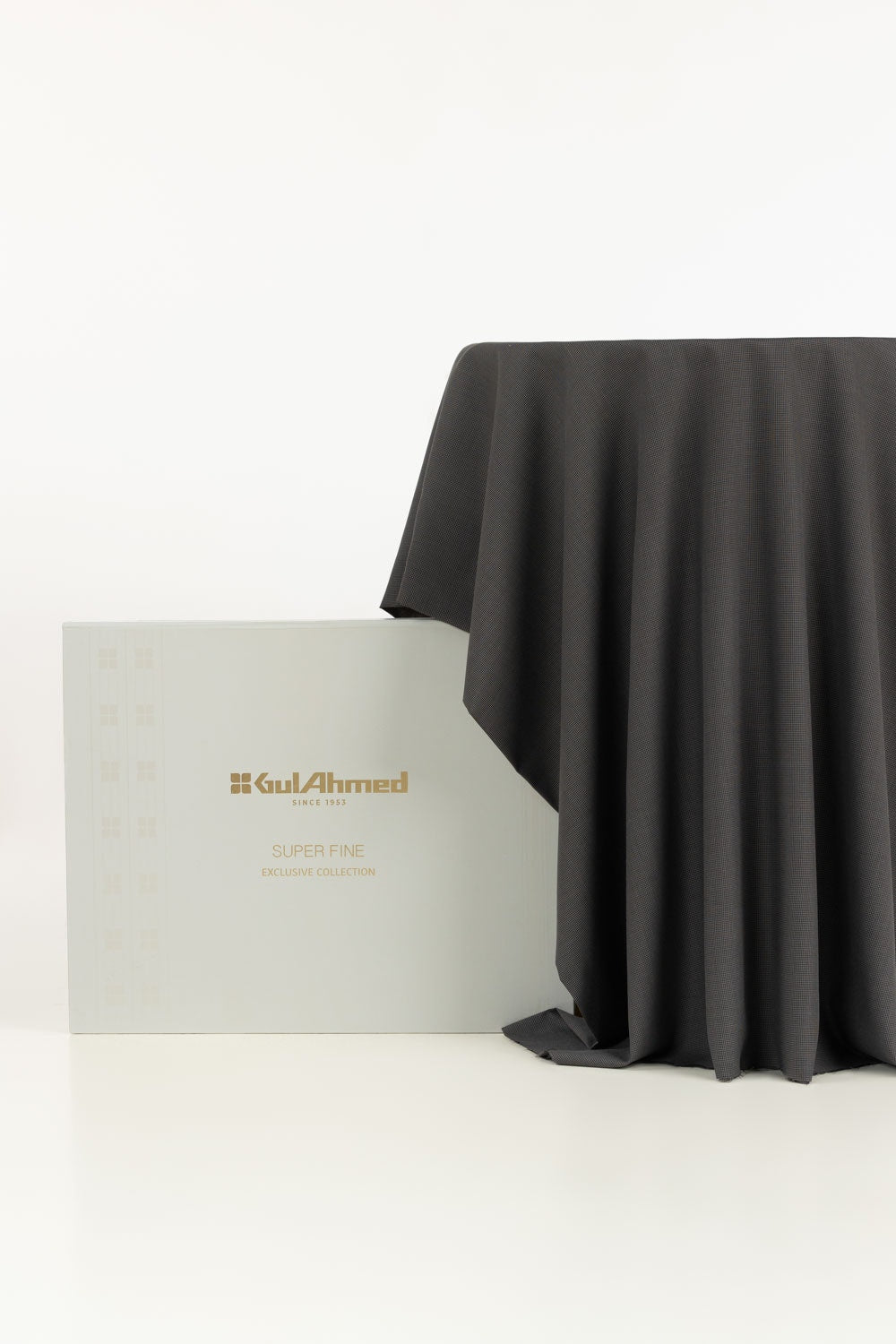 Gul 900 Tornado Unstitched Fabric Blended with Gift Box