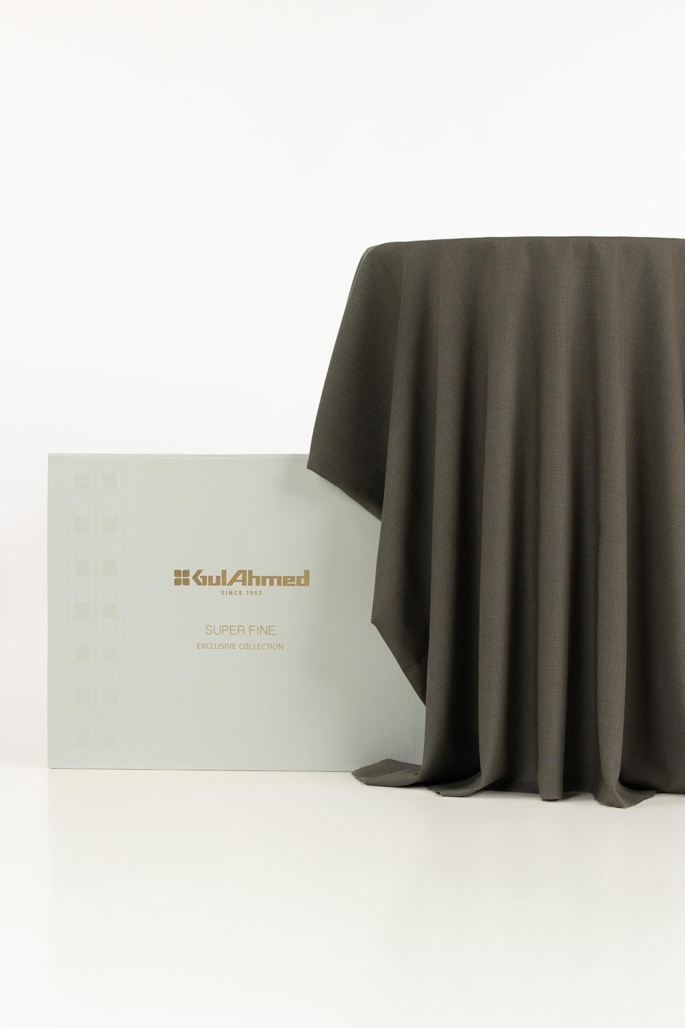 Gul 900 Tornado Unstitched Fabric Blended with Gift Box