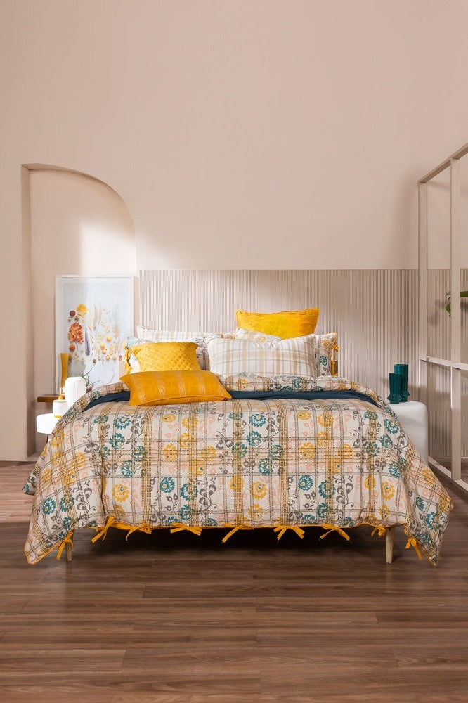 Gul Mohar T-150 Quilt Cover Set