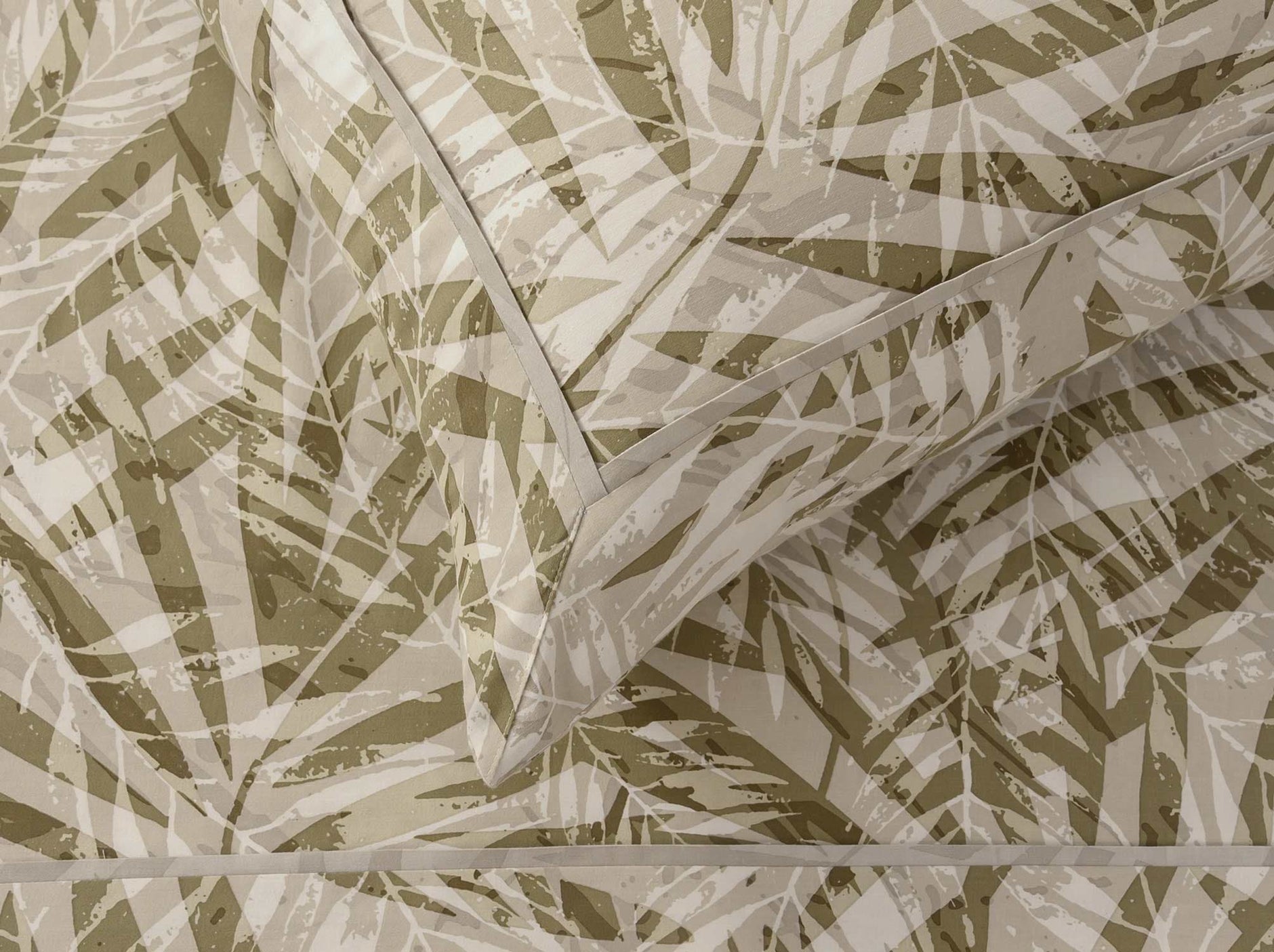 Hatchleaf T-200 Quilt Cover Set