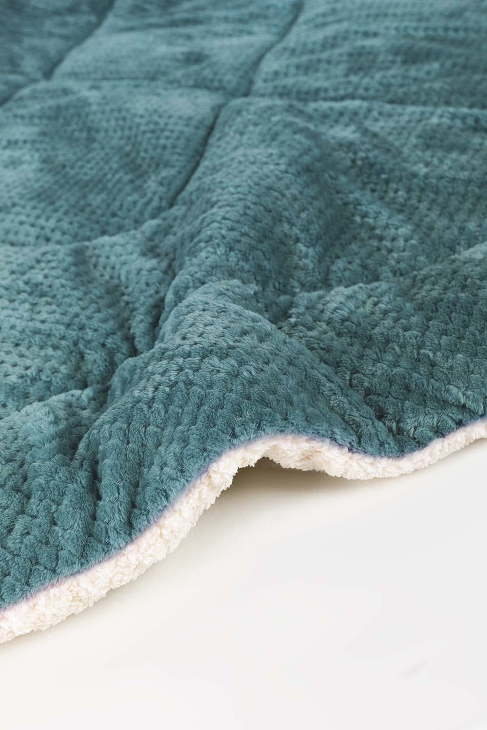 AW22-HAZE Fleece Comforter