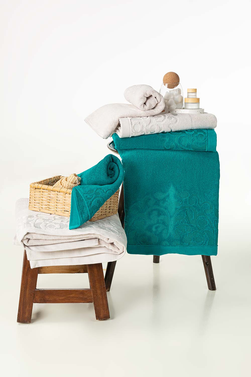 Horizon Jacquard  Dyed Towel