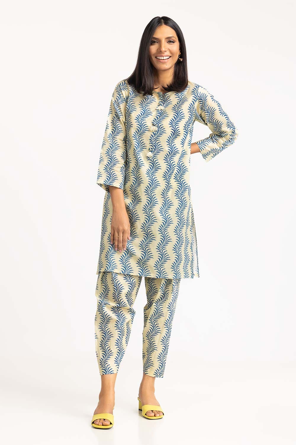 2 Piece Printed Cambric Shirt With Shalwar IPS-23-126