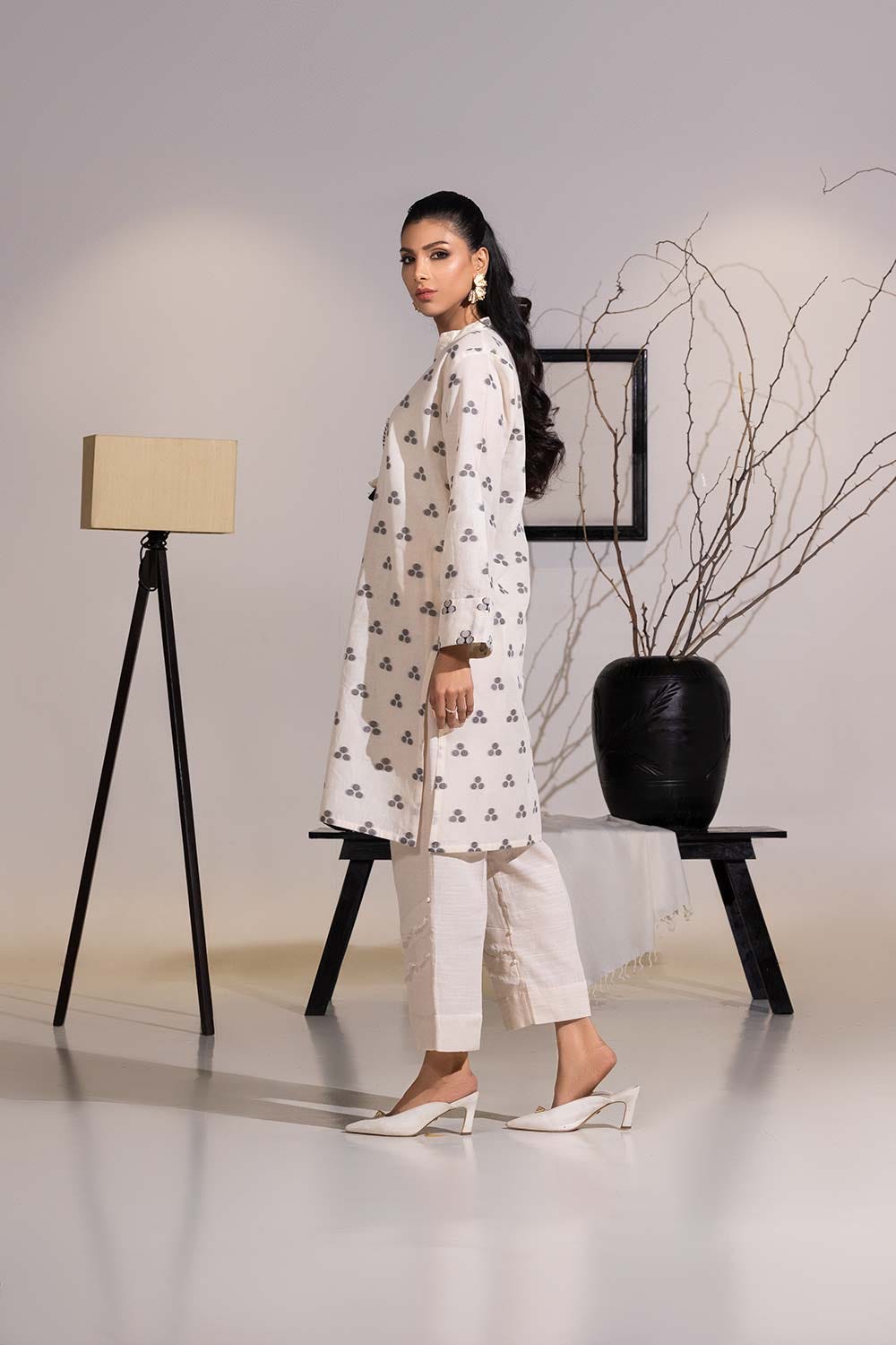 Jacquard Embellished Shirt IPS-44144