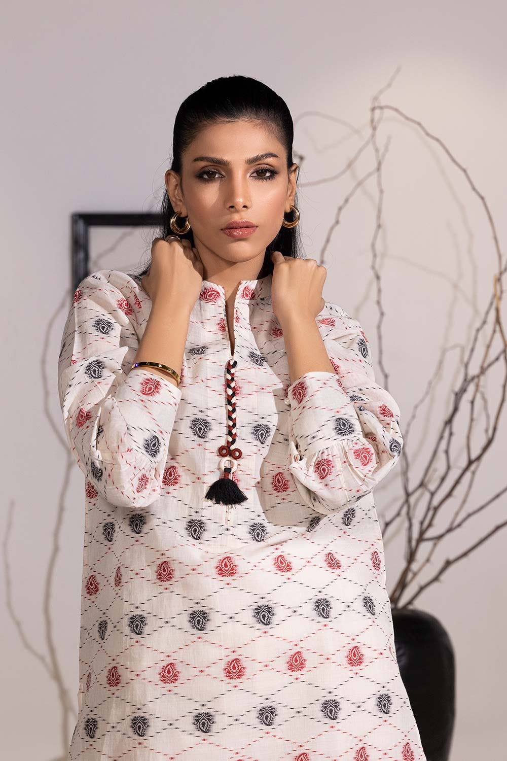 Jacquard Embellished Shirt IPS-44147