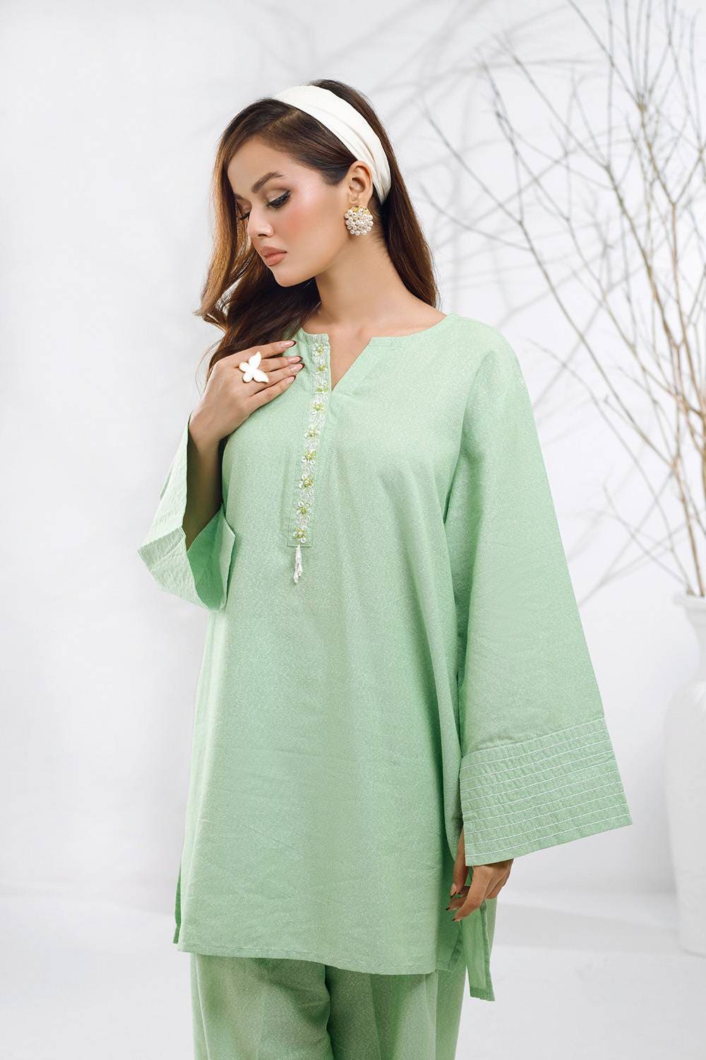 Karandi Embellished Co-Ord Set IPST-44113