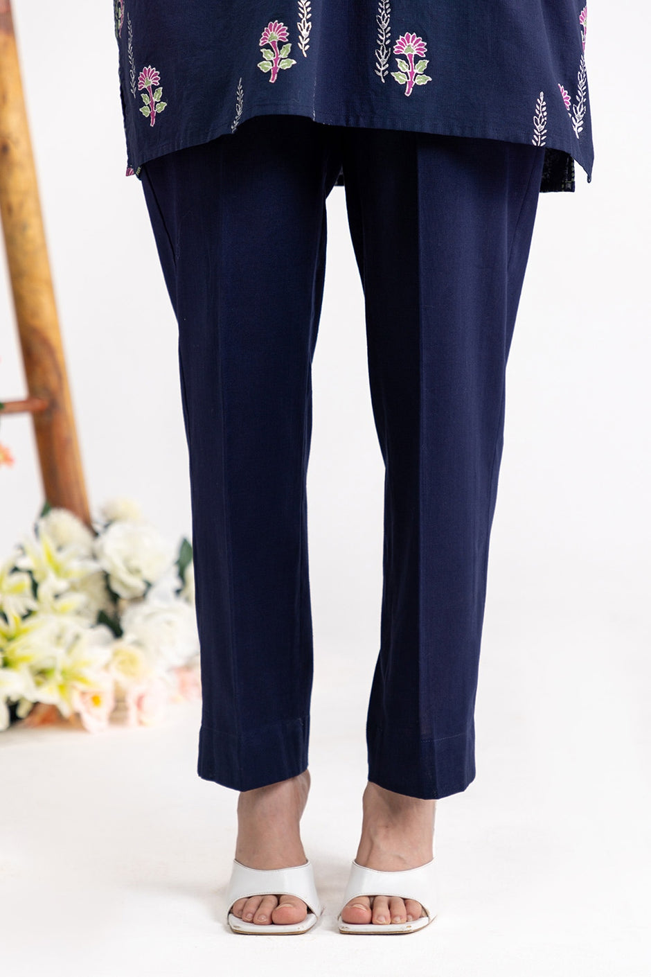 Cross Slub Block Printed Shirt And Trouser