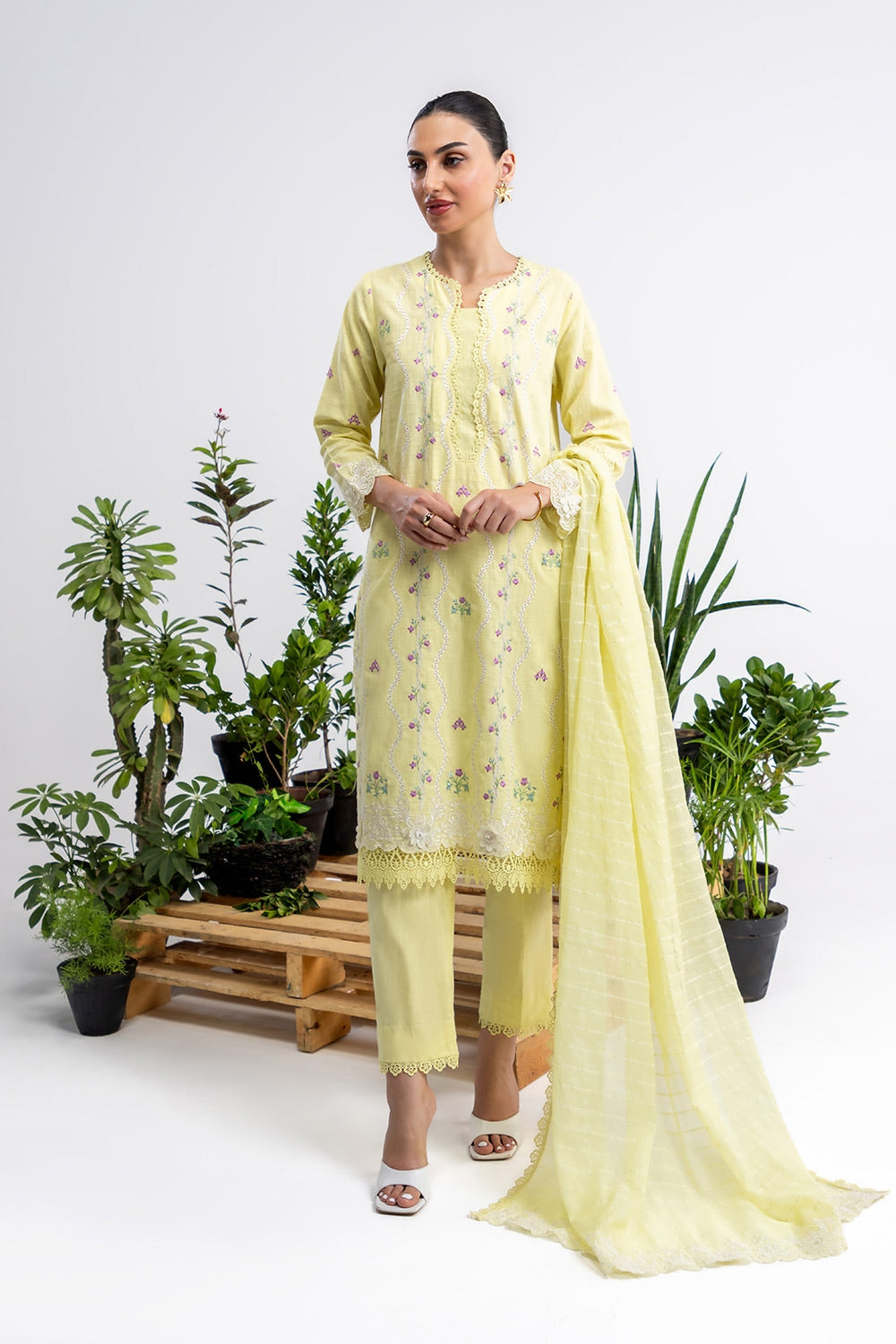 3 Piece Cross Slub Embroidered Suit