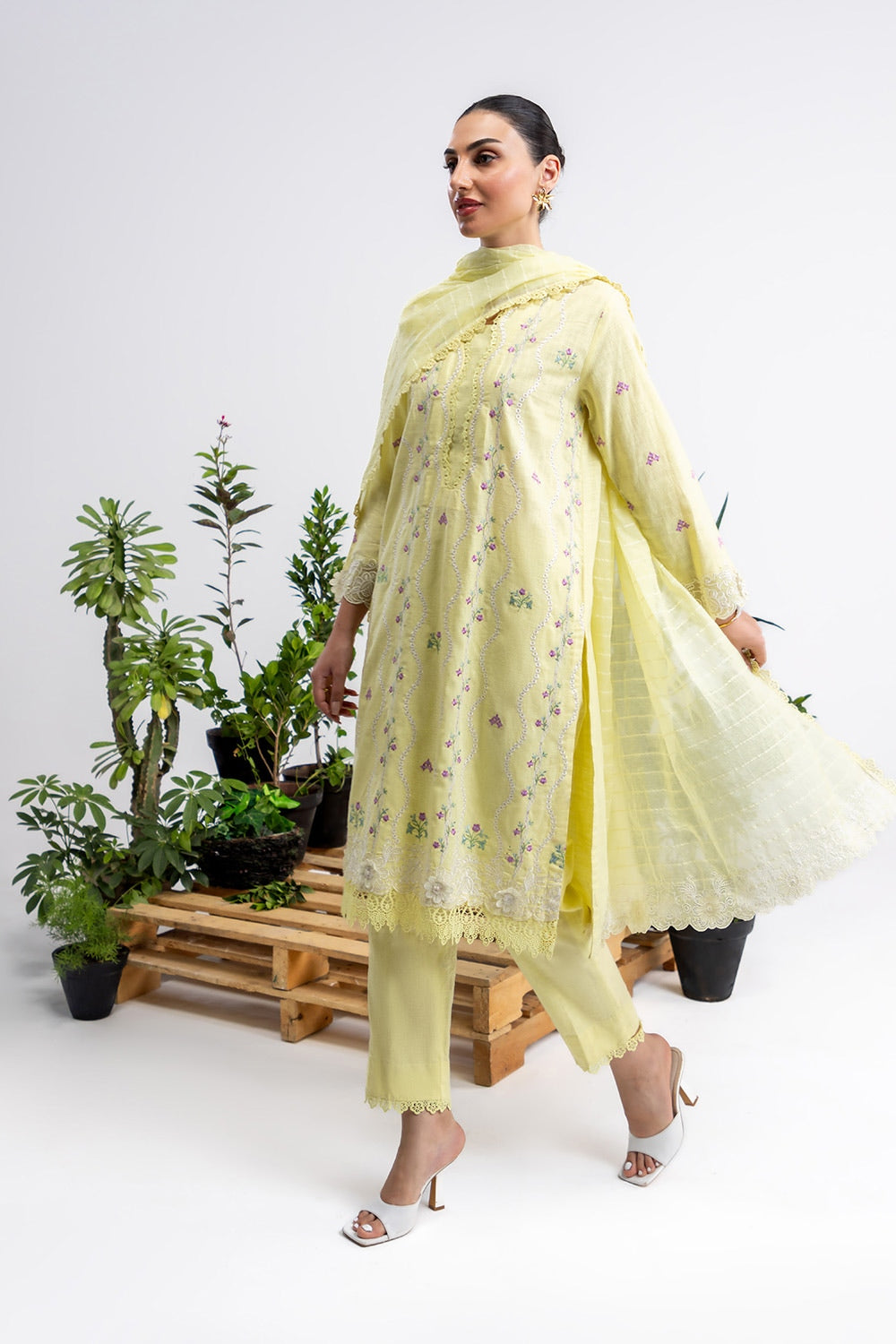 3 Piece Cross Slub Embroidered Suit
