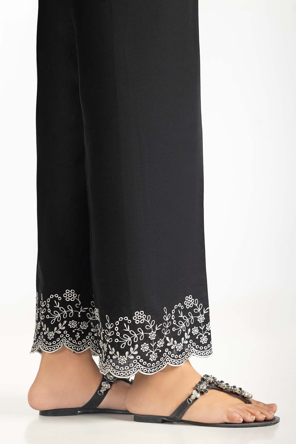 Black Khaddar Embroidered Trouser IPT-44023