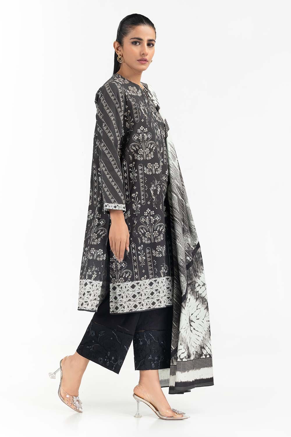 2 Piece Khaddar Suit Digital Printed Shirt Dupatta IPW-22-104