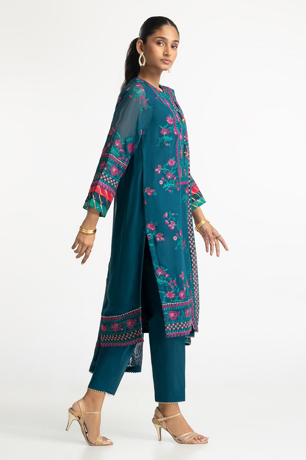 3 Piece Chiffon Embroidered Suit IUSTKSD-200