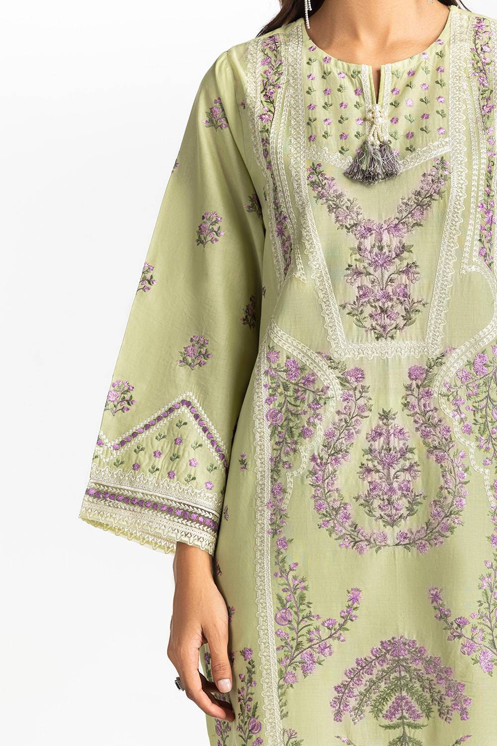 3 Piece Lawn Embroidered Suit