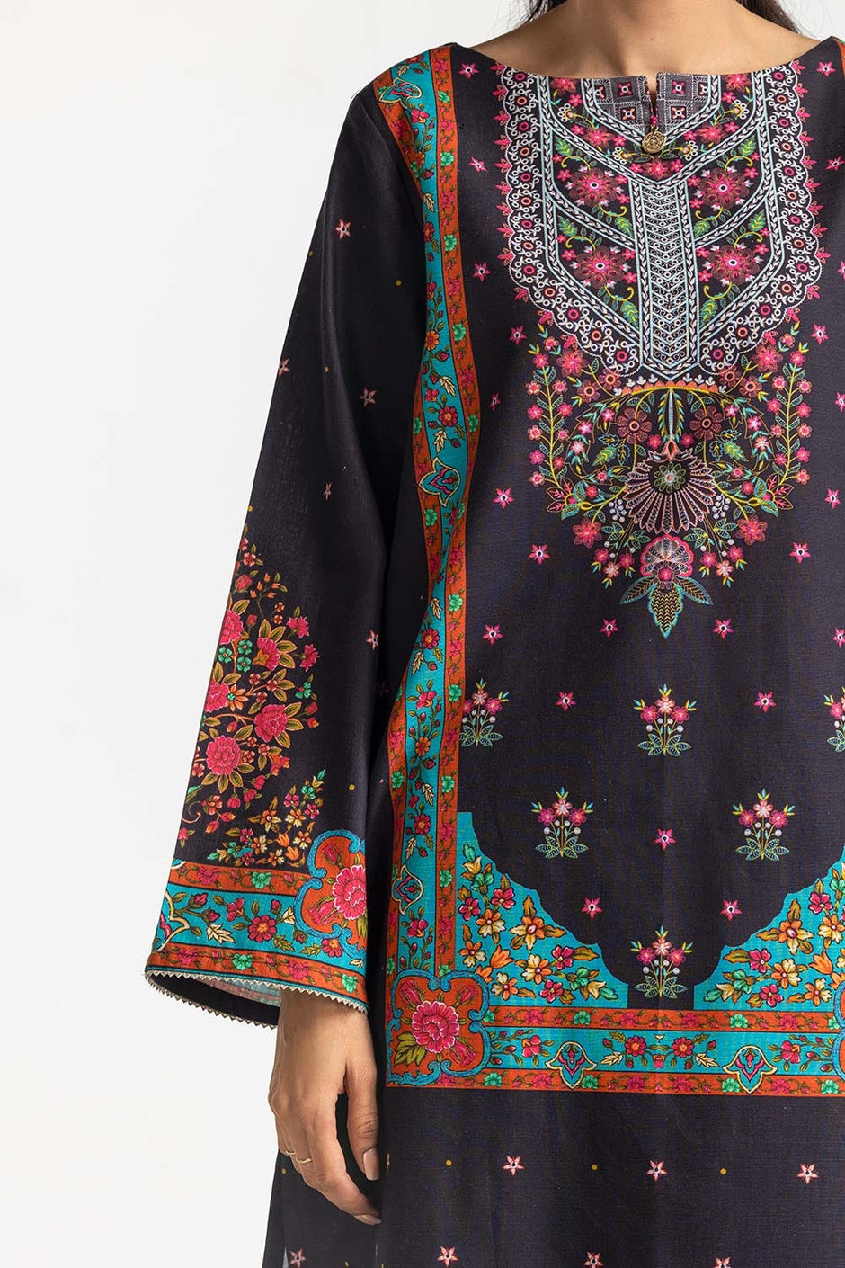 3 Piece Khaddar Printed Suit