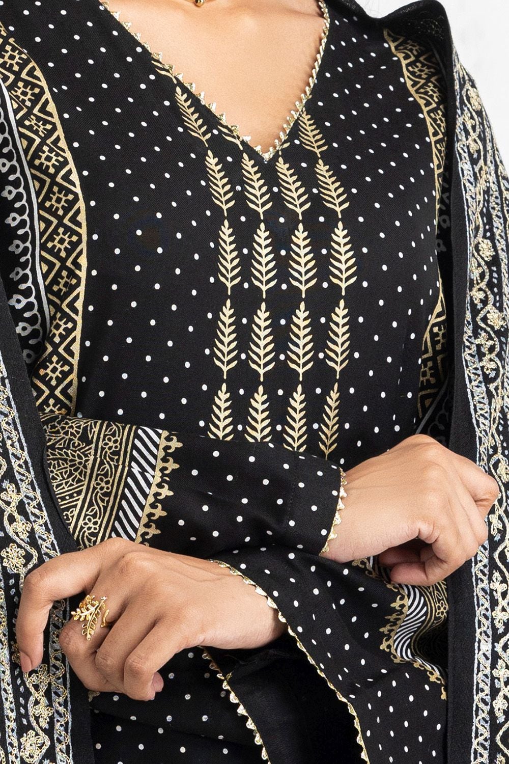 3 Piece Lacquer Printed Suit IUSTKSD-423