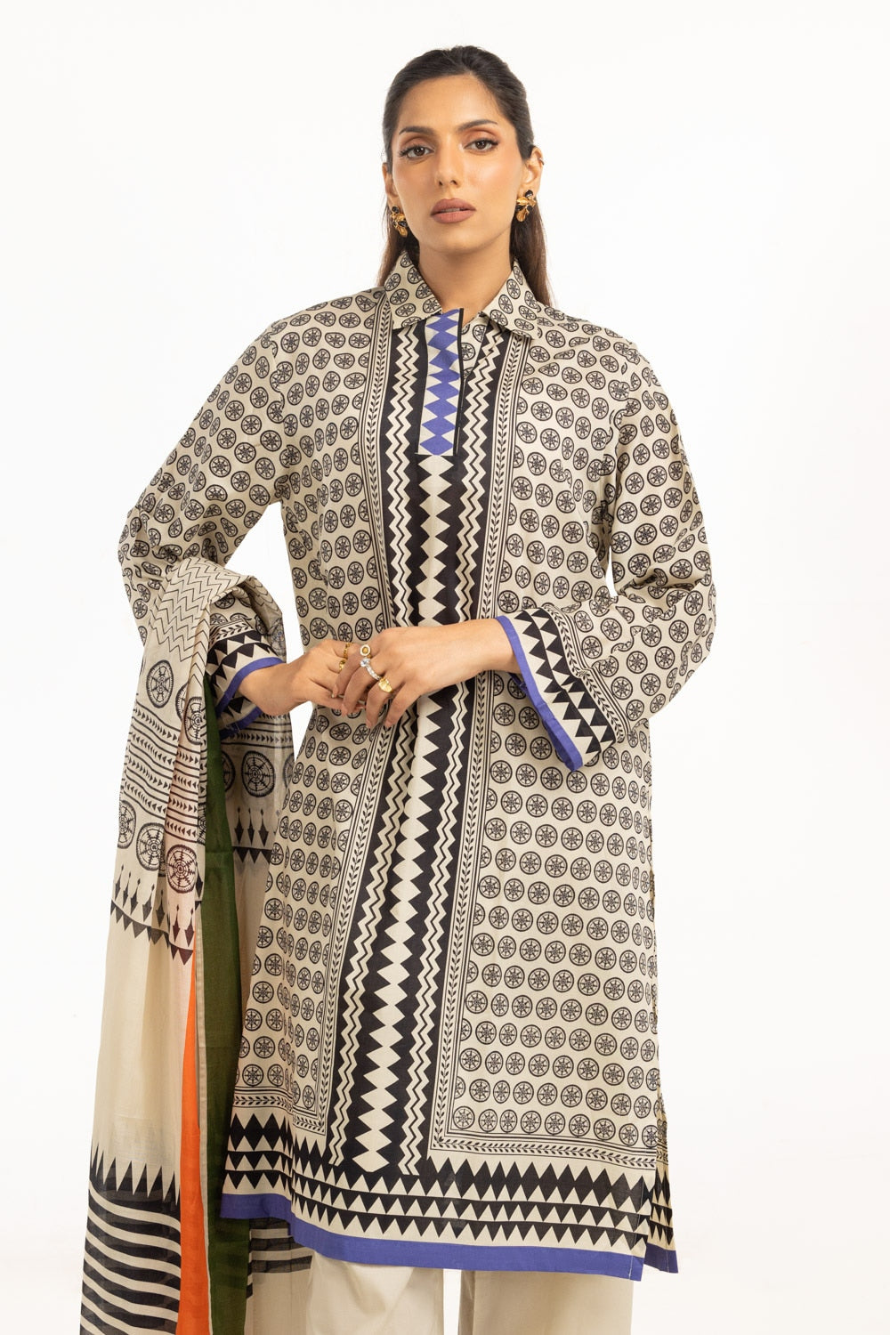 3PC Lawn Printed Suit IUSTKSD-836