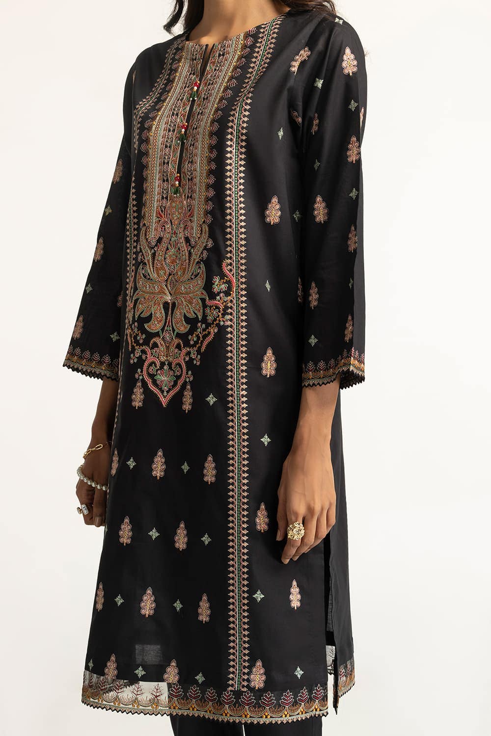 Lawn Embroidered Shirt And Trouser IUSTTS-145