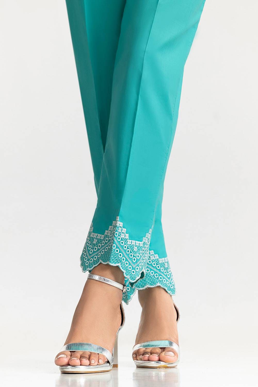 Lawn Embroidered Co-Ord Set IUSTTS-295