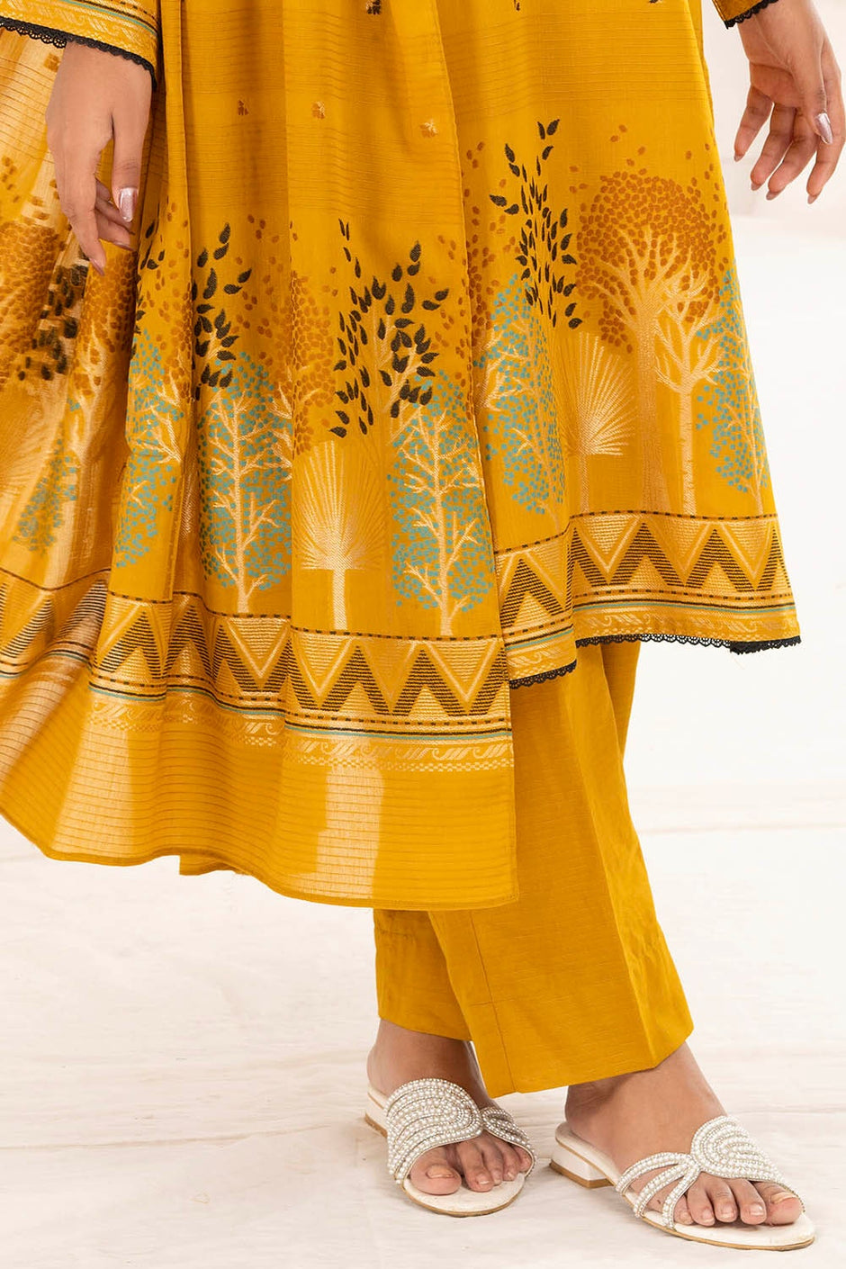 3 Piece Unstitched Jacquard Suit