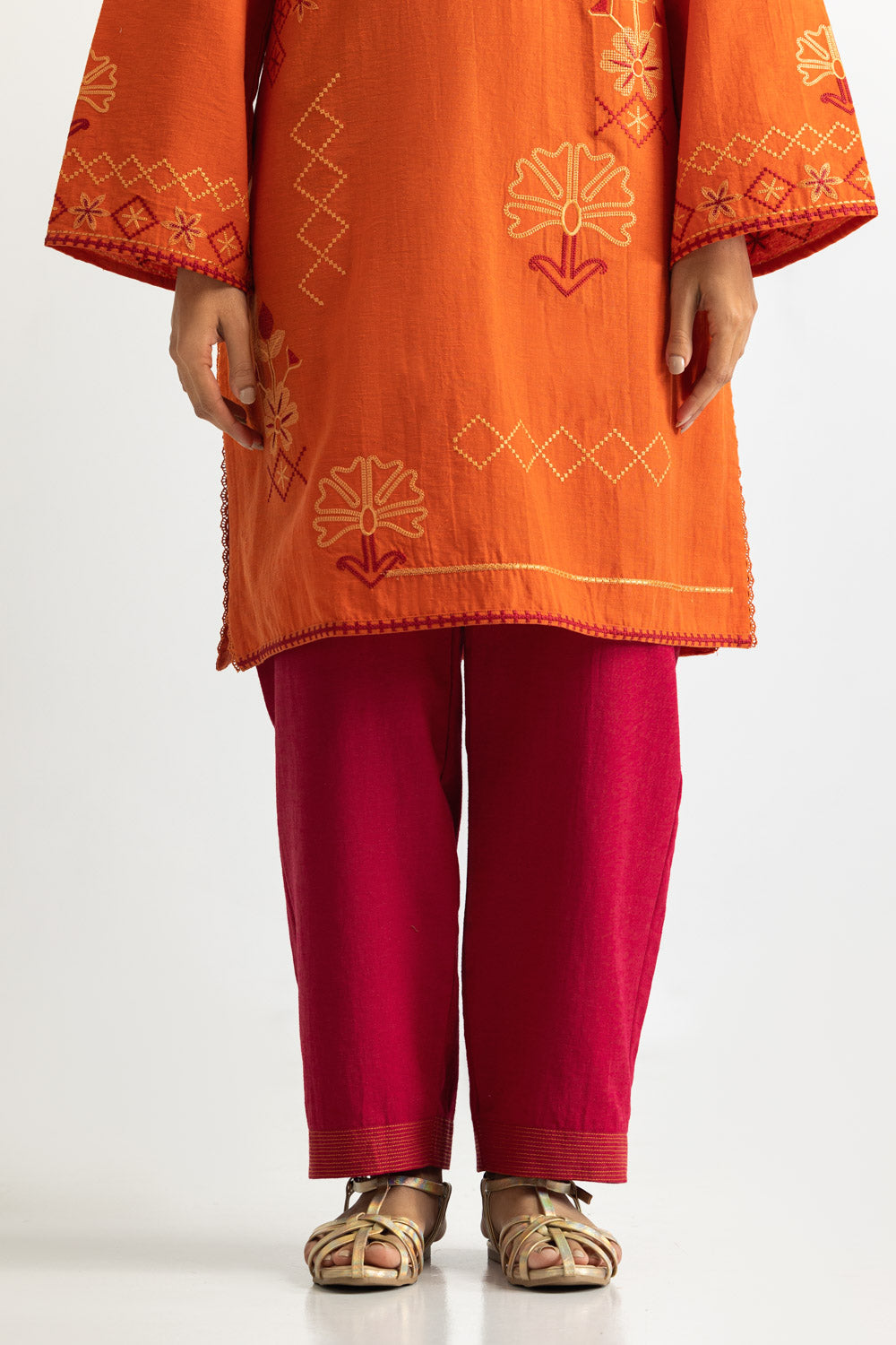karandi Gold Slub Embroidered Co-Ord Set