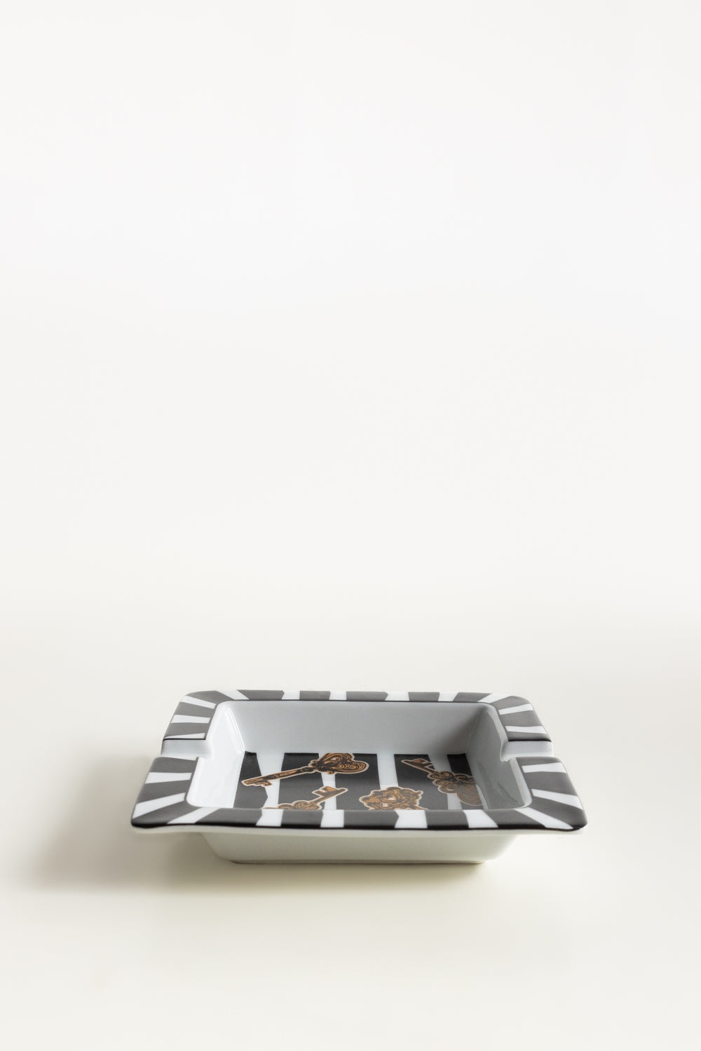 Keys Ash Tray Square