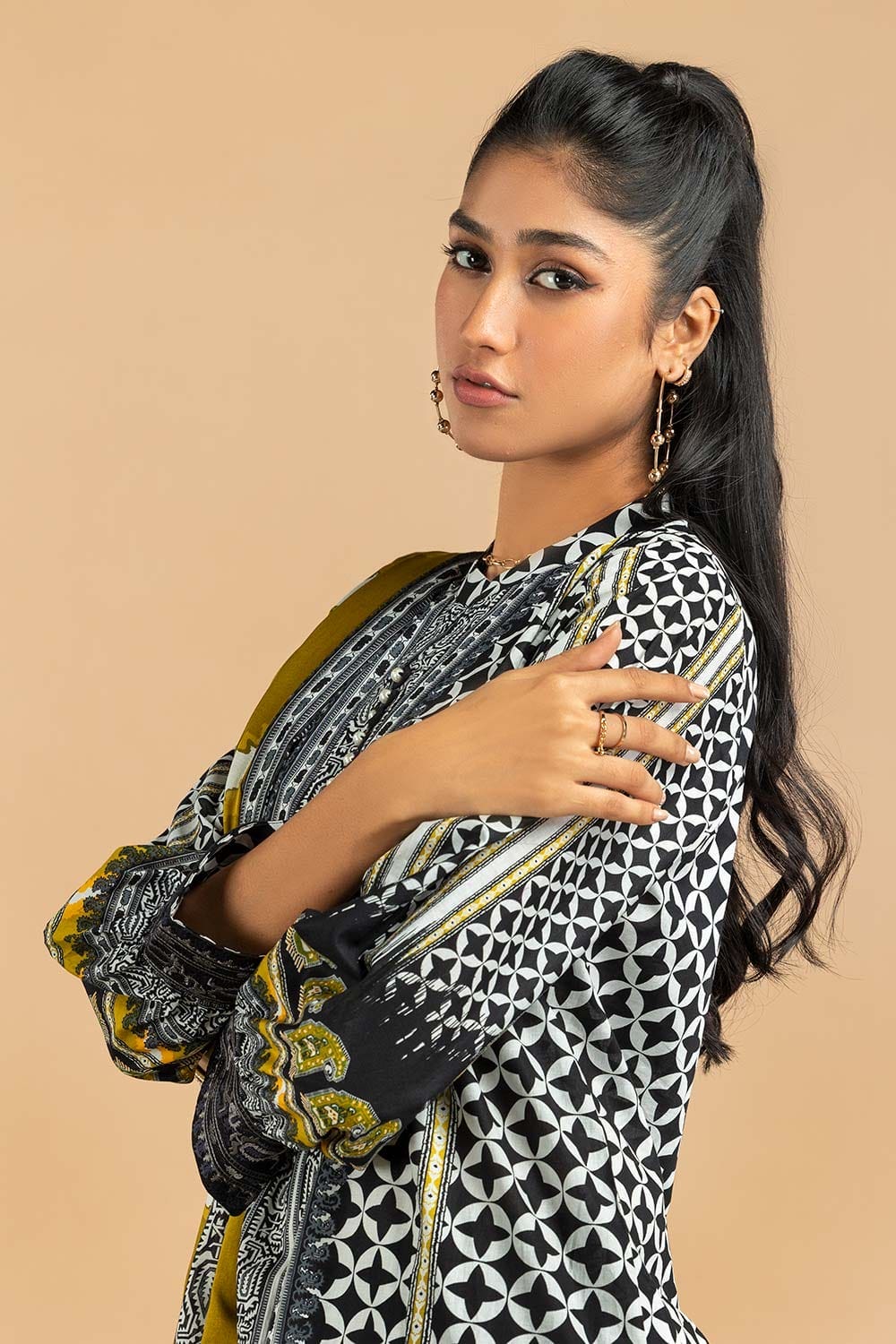 3 Piece Lawn Printed Embroidered Suit
