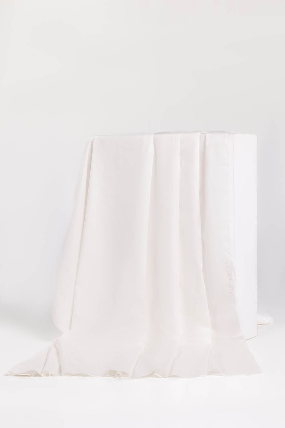 Off White Unstitched Fabric GUL 90000 Plus