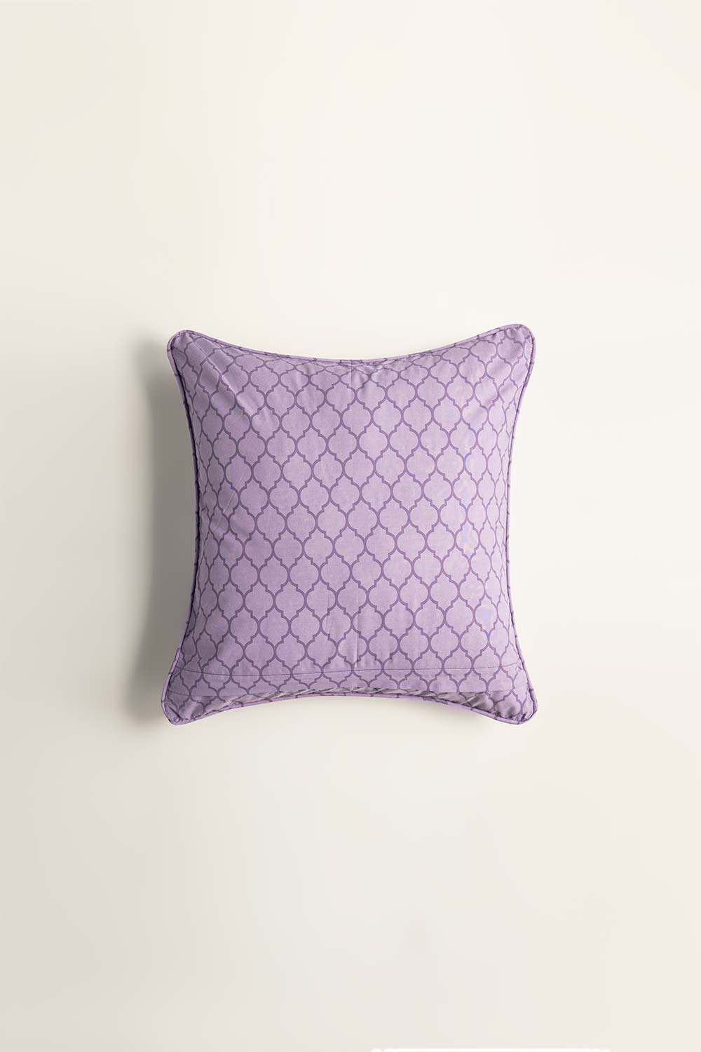 Lavender Bloom T-150 Square Cushion Cover