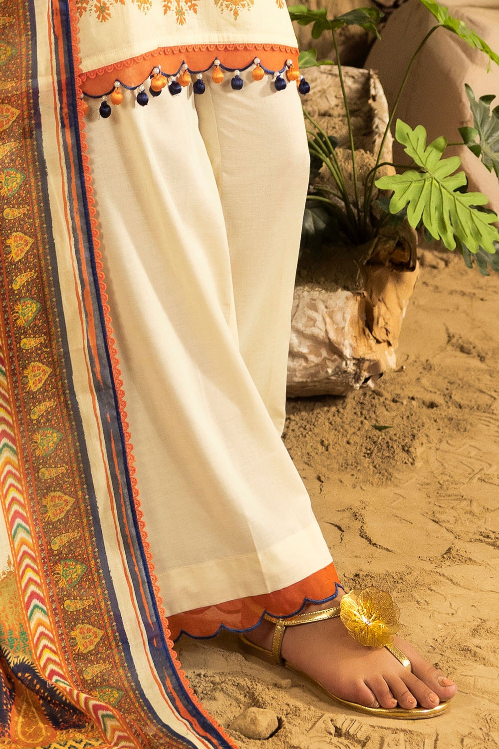 3 Piece Unstitched Printed Lawn Suit ML-42031