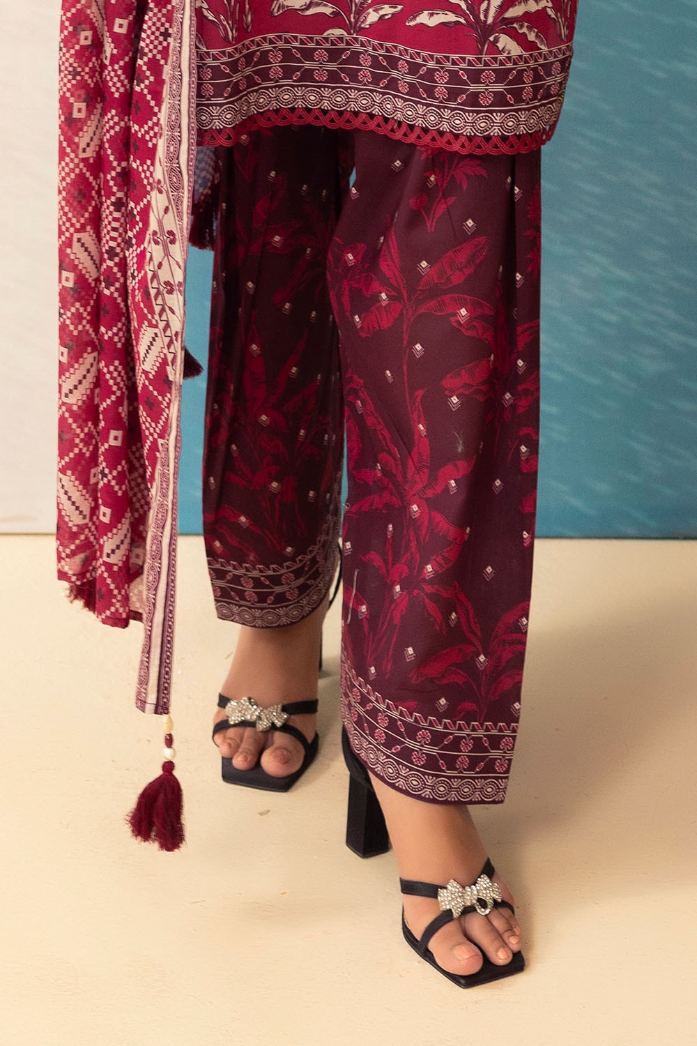 3 Piece Unstitched Printed Lawn Suit ML-52003