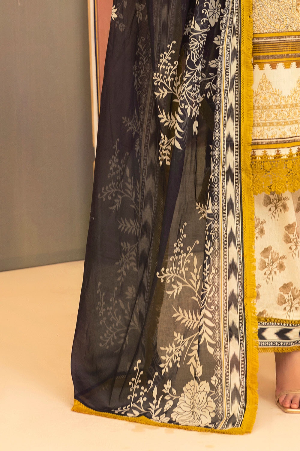 3 Piece Unstitched Printed Lawn Suit ML-52007