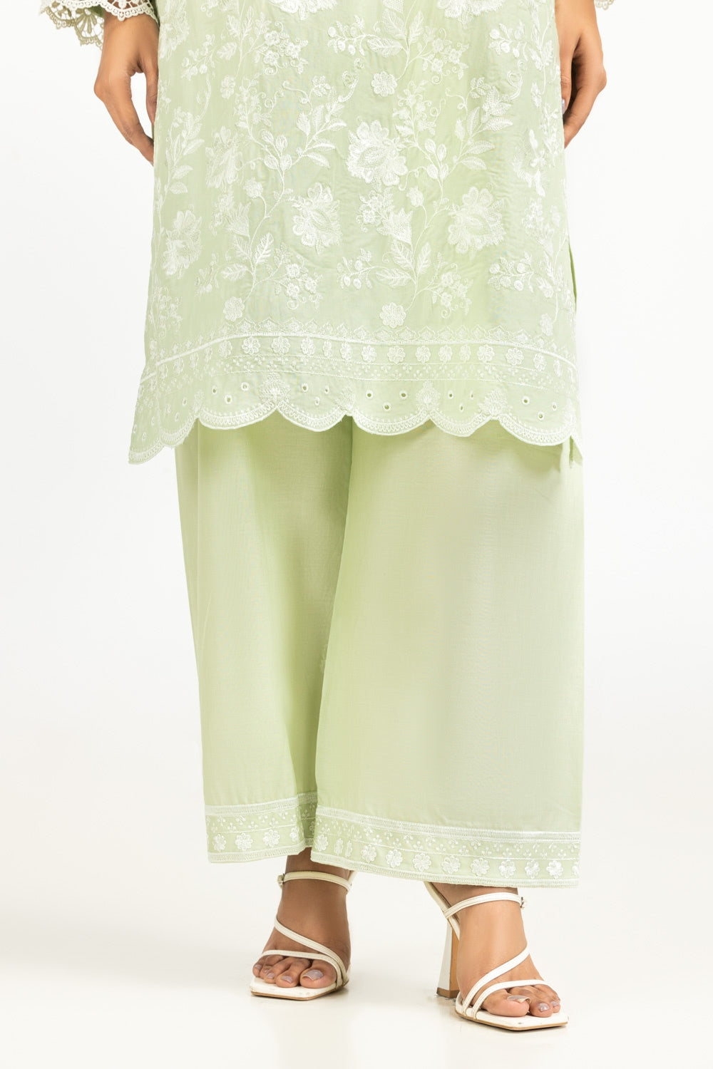 Lawn Embroidered Co-Ord Set IUSTTS-786