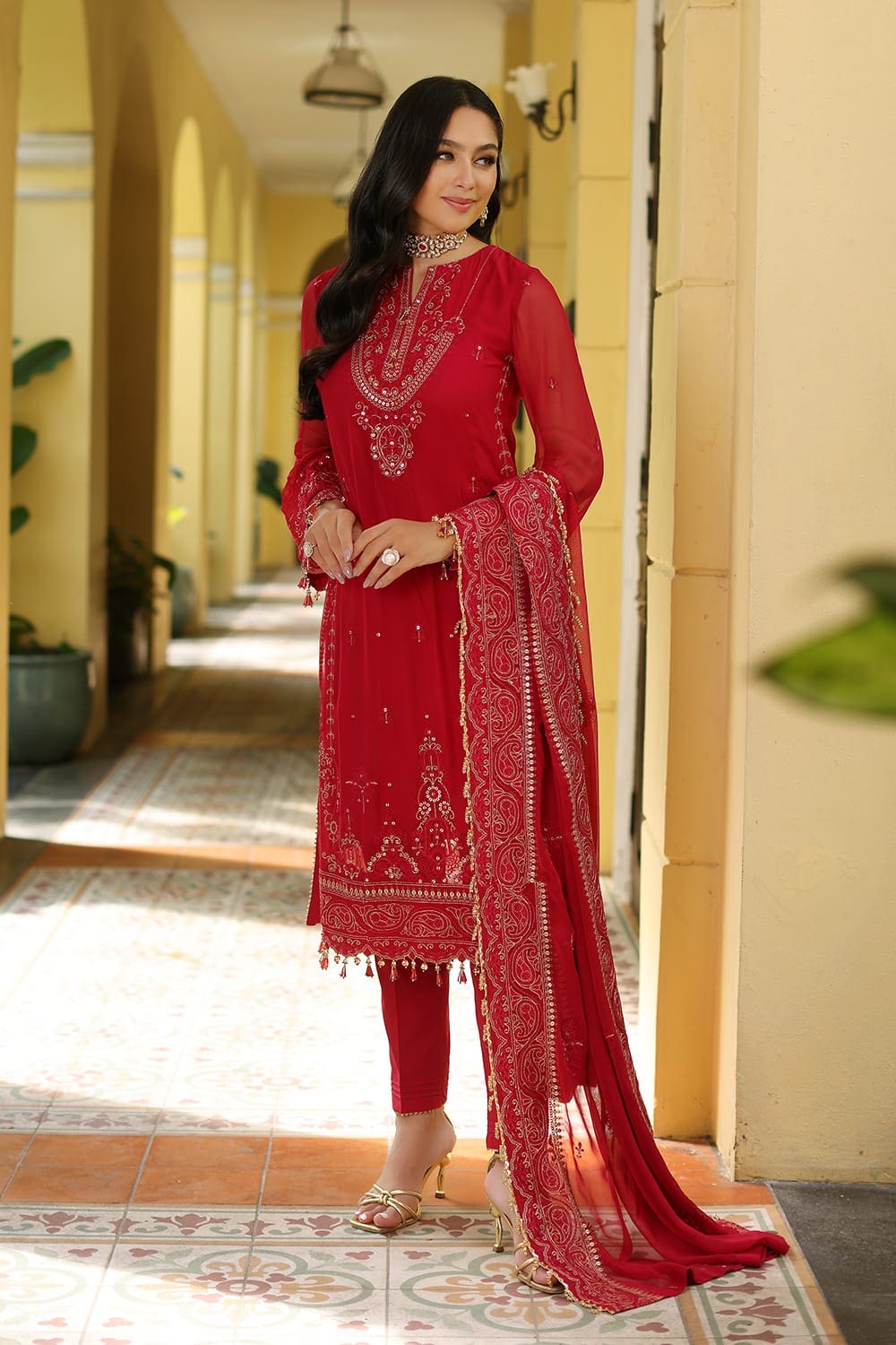 3 Piece Embroidered Chiffon Unstitched Suit with Embroidered Chiffon Dupatta and Inner LE-42019