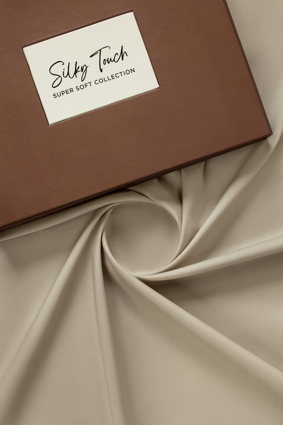 Libas e Mashriq Unstitched Fabric Cotton with Gift Box